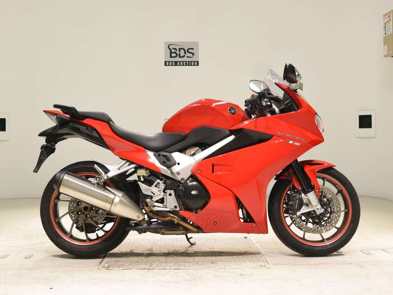 Мотоцикл Honda VFR800F