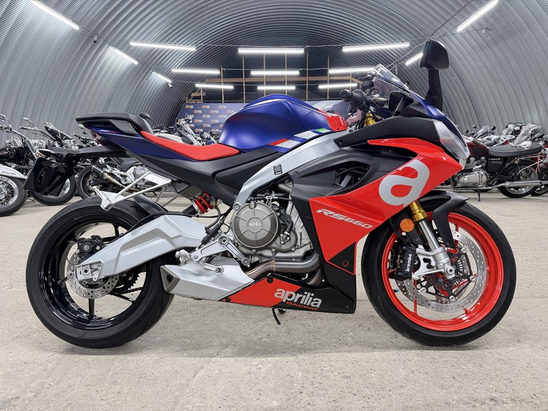 Мотоцикл Aprilia RS660