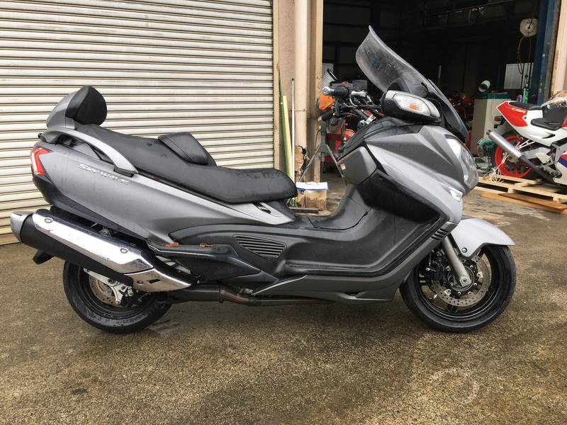 Скутер Suzuki Skywave 650