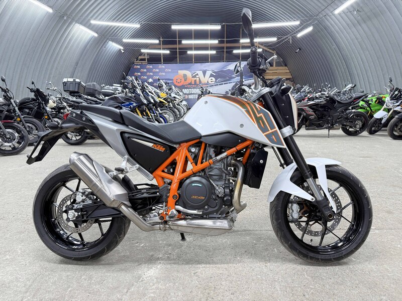 Мотоцикл KTM 690 Duke