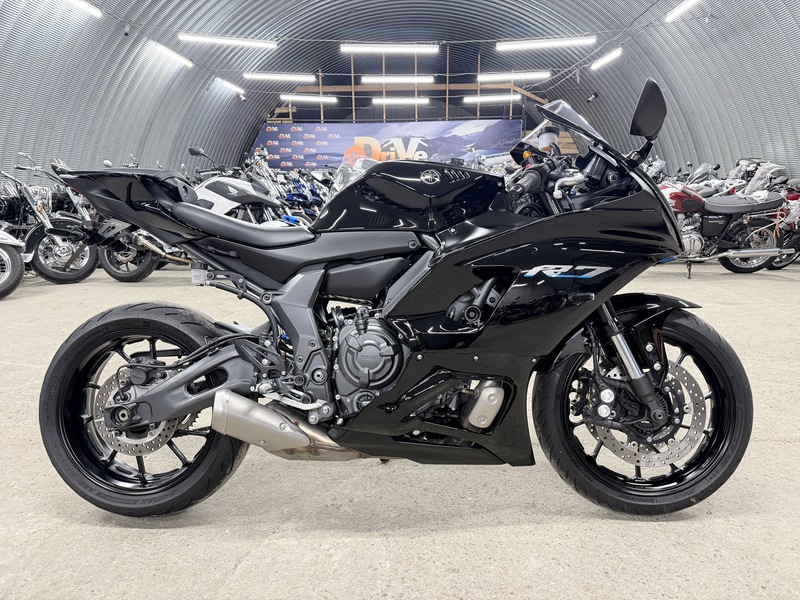 Мотоцикл Yamaha YZF-R7