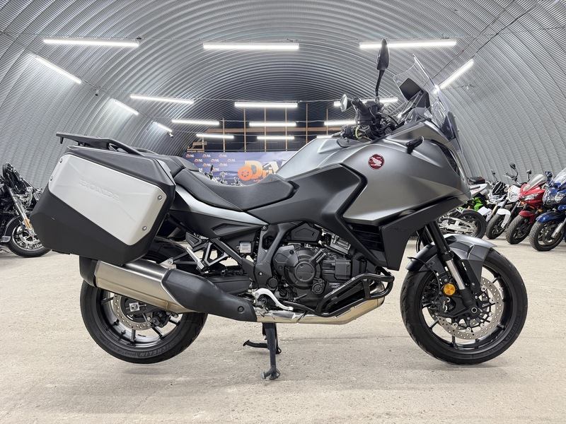 Мотоцикл Honda NT 1100
