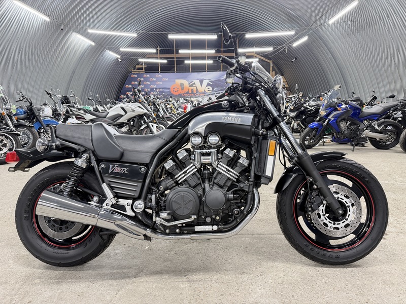 Мотоцикл Yamaha V-Max 1200