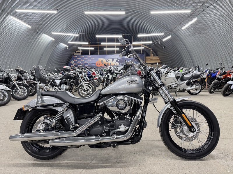 Мотоцикл Harley-Davidson Dyna Street Bob FXDB1580