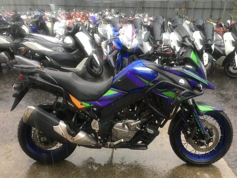 Мотоцикл Suzuki V-Strom 650XT