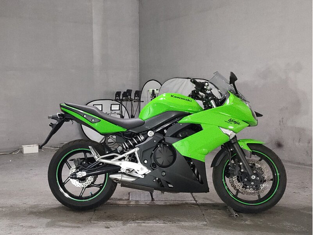 Мотоцикл Kawasaki Ninja 400R