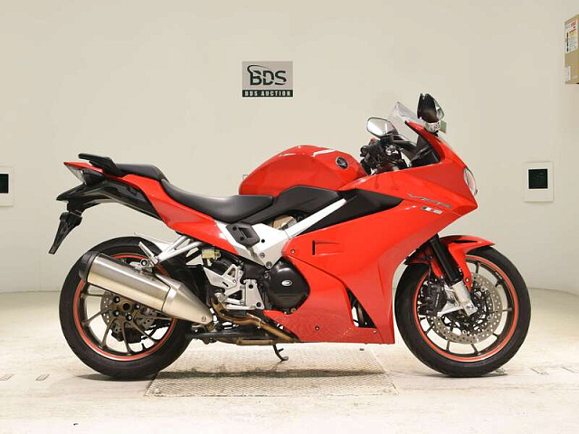 Мотоцикл Honda VFR800F