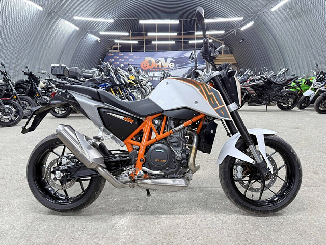 Мотоцикл KTM 690 Duke