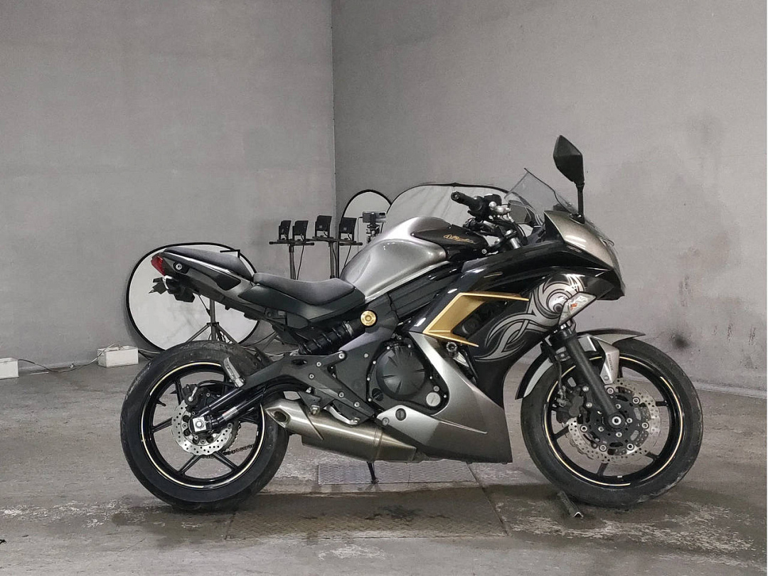 Мотоцикл Kawasaki Ninja 400