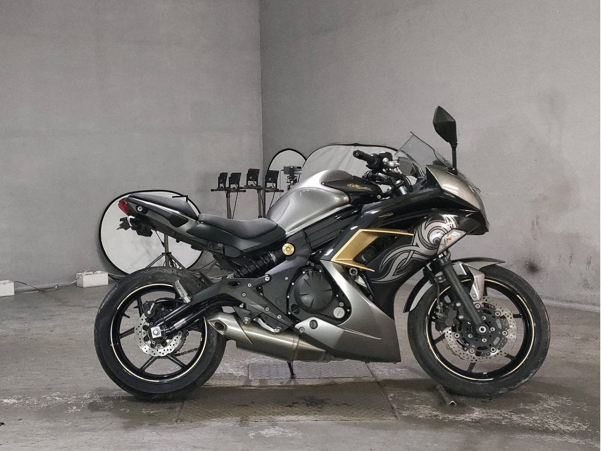 Мотоцикл Kawasaki Ninja 400