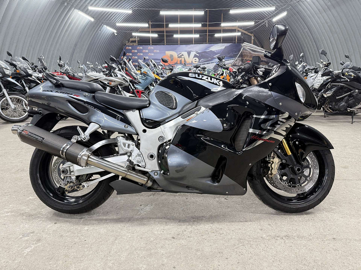 Мотоцикл Suzuki GSX1300R Hayabusa