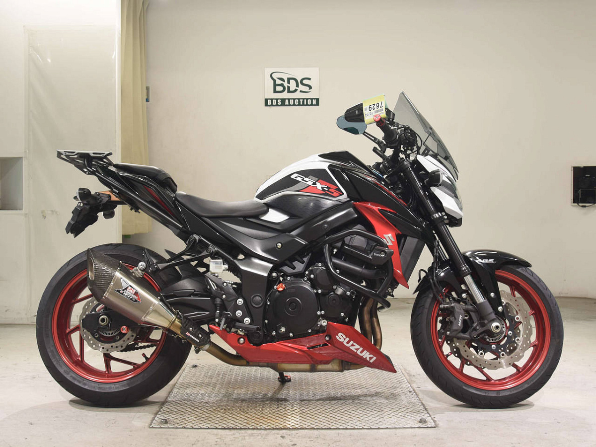 Мотоцикл Suzuki GSX-S750
