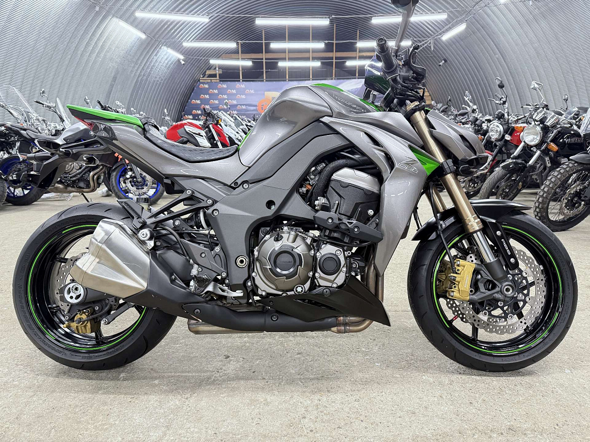 Мотоцикл Kawasaki Z1000