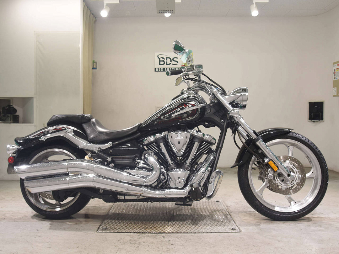 Мотоцикл Yamaha XV1900 Raider