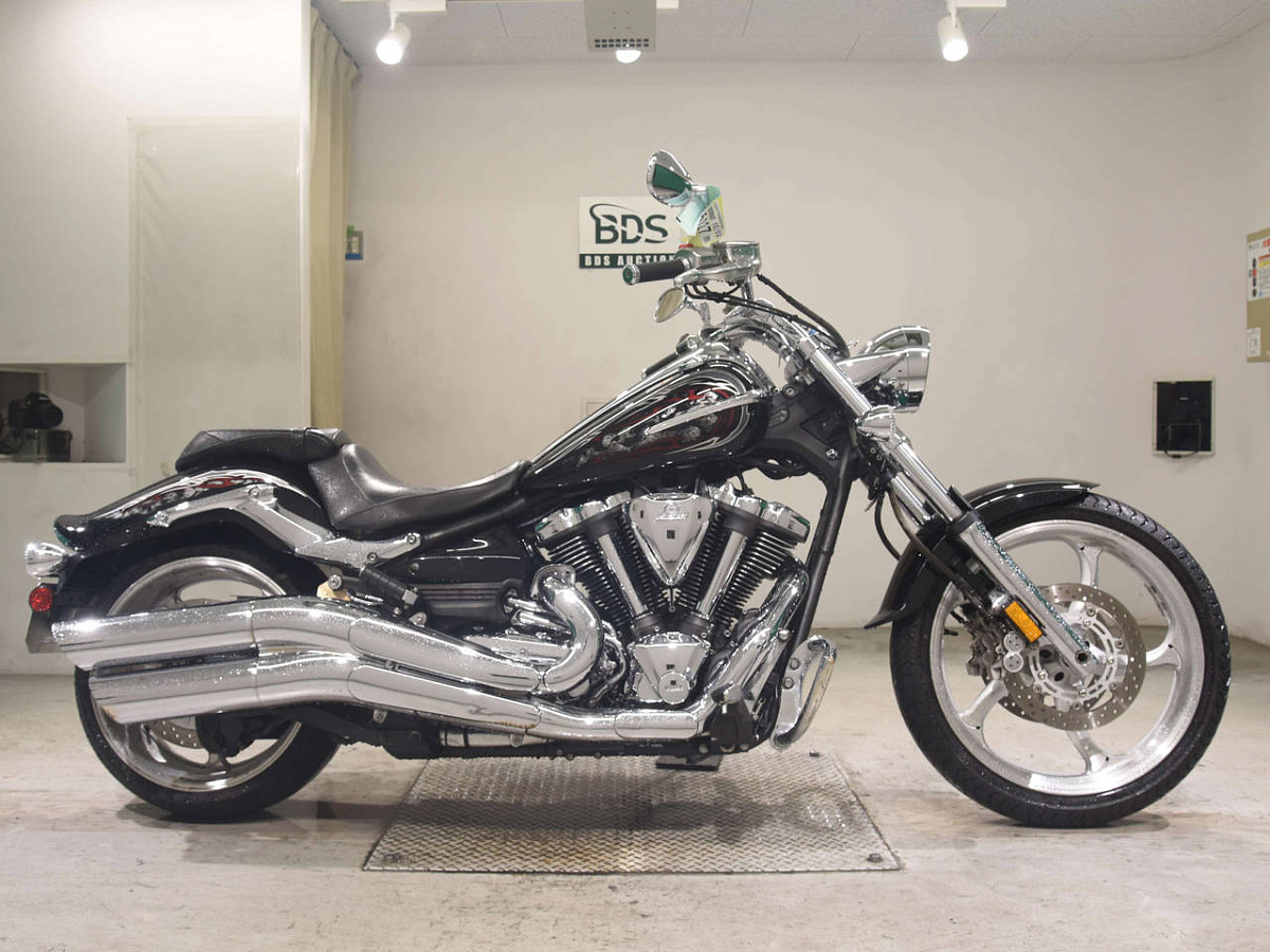 Мотоцикл Yamaha XV1900 Raider