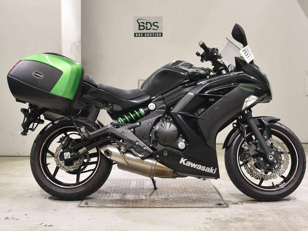 Мотоцикл Kawasaki Ninja 400