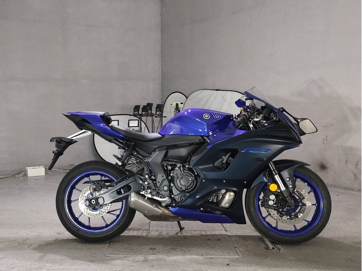 Мотоцикл Yamaha YZF-R7