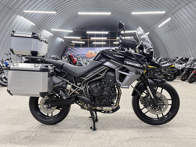 Мотоцикл Triumph Tiger 800XRx