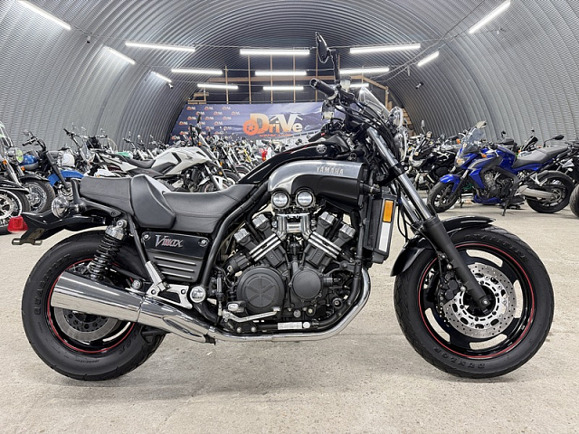 Мотоцикл Yamaha V-Max 1200