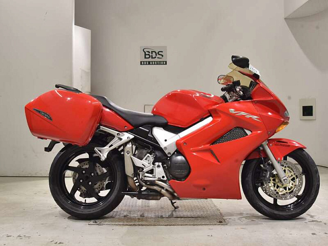 Мотоцикл Honda VFR800 