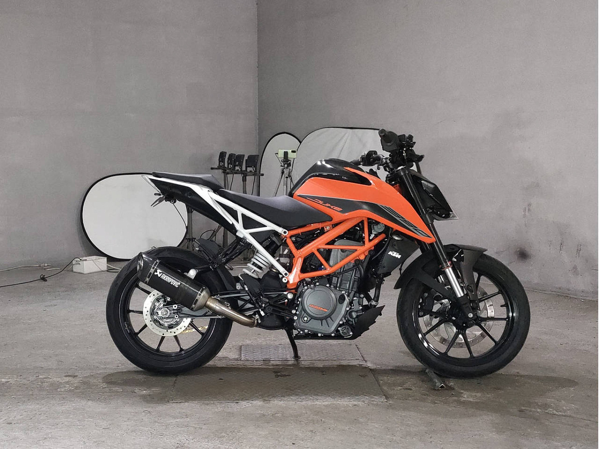 Мотоцикл KTM 390 Duke