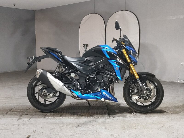 Мотоцикл Suzuki GSX-S750