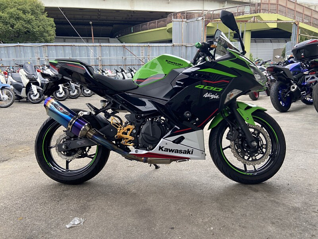 Мотоцикл Kawasaki Ninja 400