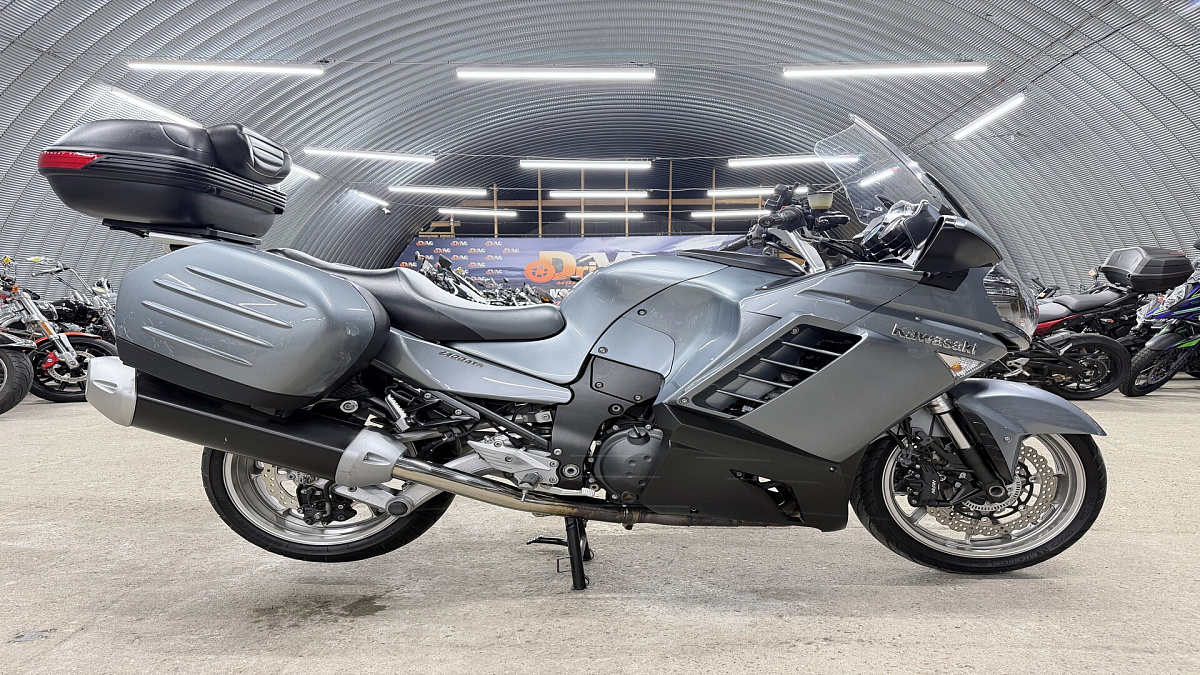 Мотоцикл Kawasaki GTR 1400