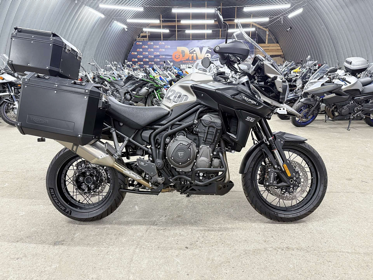 Мотоцикл Triumph Tiger 1200