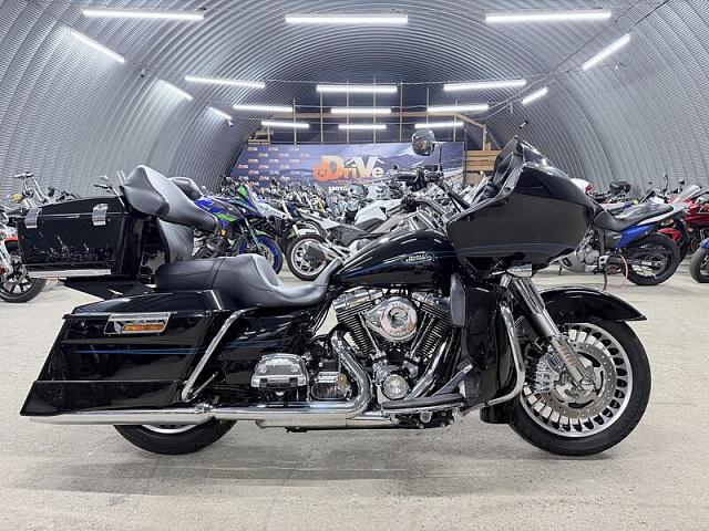 Мотоцикл Harley-Davidson Road Glide FLTR1580