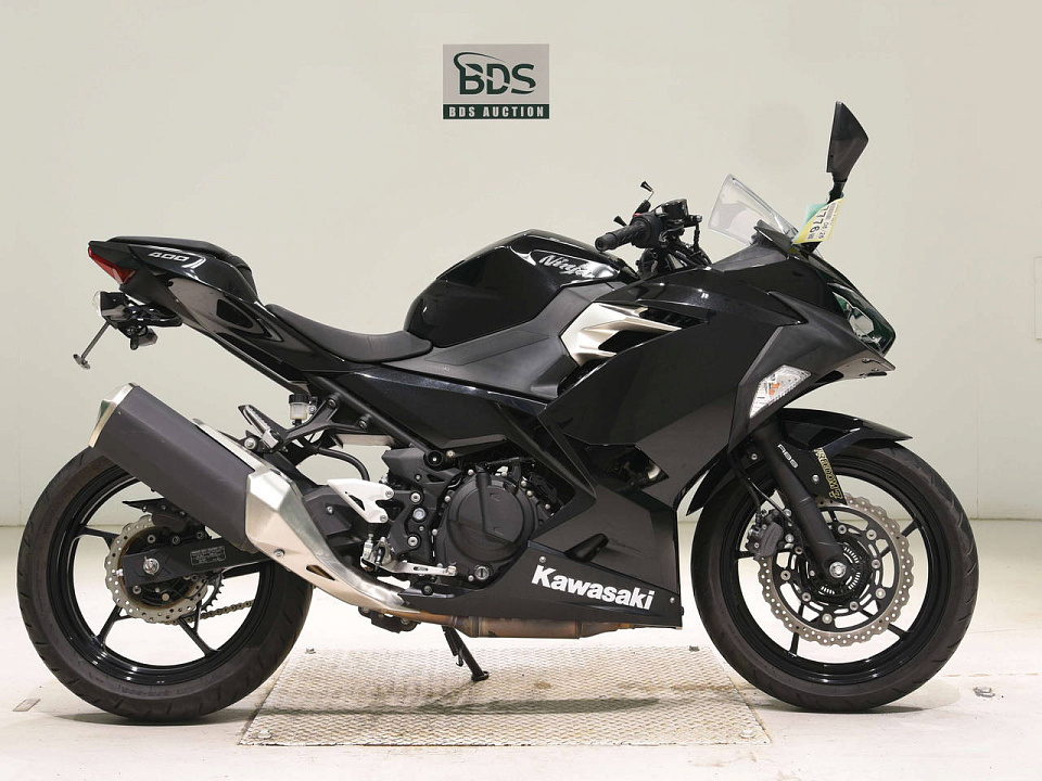 Мотоцикл Kawasaki Ninja 400