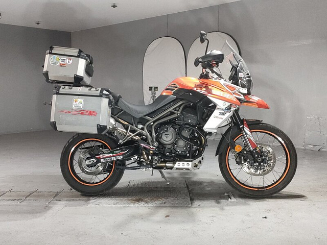 Мотоцикл Triumph Tiger 800XC