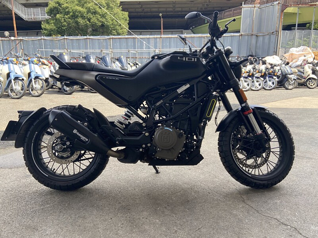 Мотоцикл Husqvarna Svartpilen 401