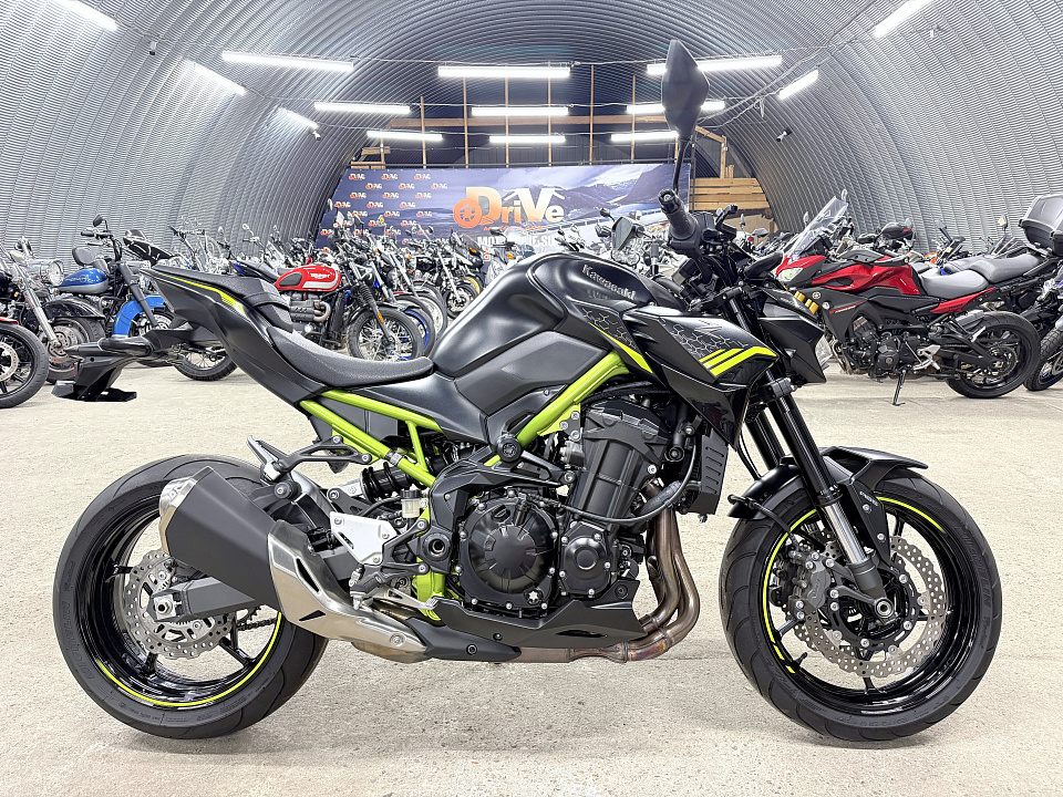 Мотоцикл Kawasaki Z900