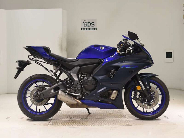 Мотоцикл Yamaha YZF-R7