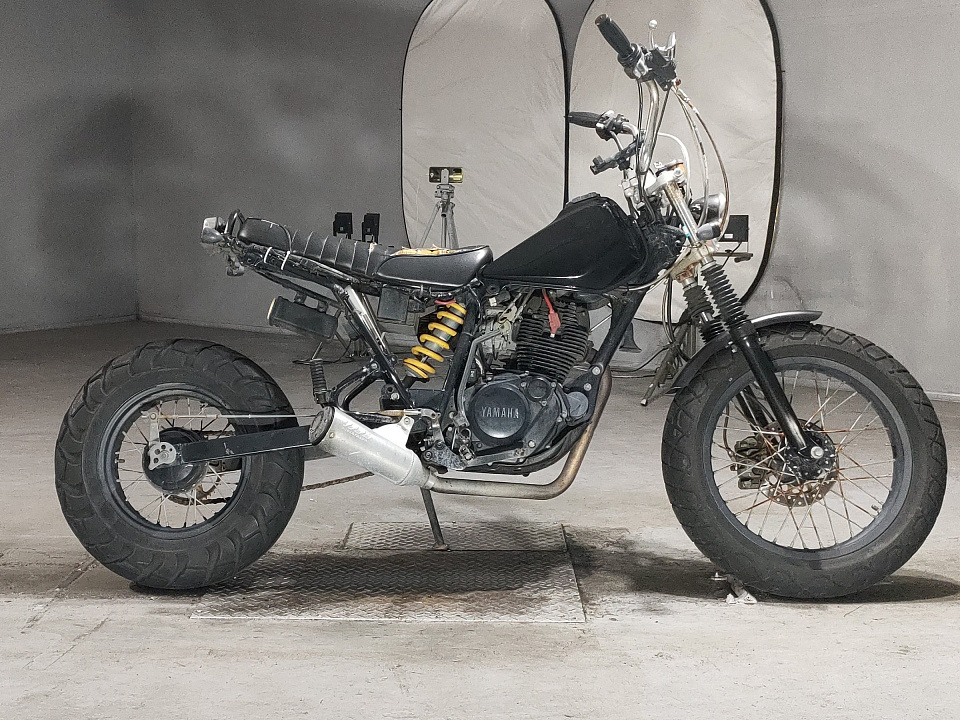 Yamaha TW200